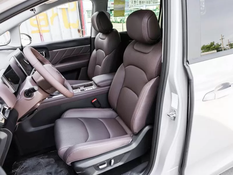 Wuling Starlight 730 2026 1.5T CVT プレミアム 7 人乗り MPV 家族および旅客輸送用