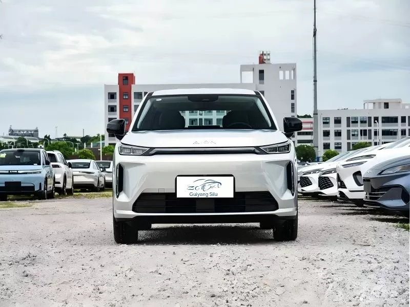 AION i60 2026 530 中国からの手頃な価格の標準電気 SUV