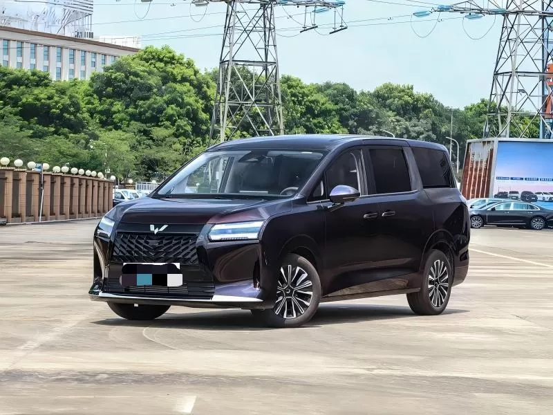 Wuling Starlight 730 2026 1.5T CVT プレミアム 7 人乗り MPV 家族および旅客輸送用