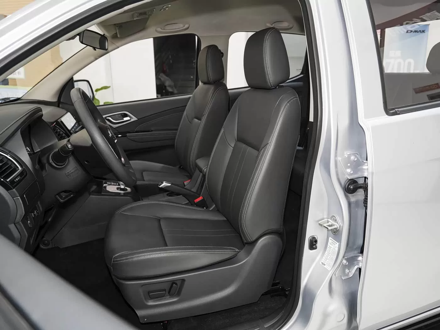 いすゞ 2.5T ディーゼル ピックアップ トラック - 高性能輸出用ピックアップ トラック