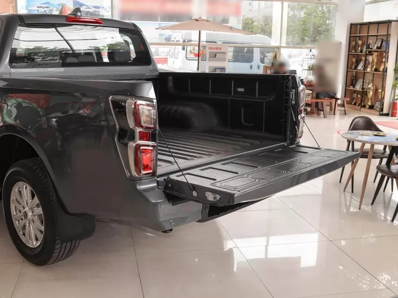 中国からのいすゞ D-MAX クロスカントリー 3.0T 4X4 ディーゼル ピックアップ