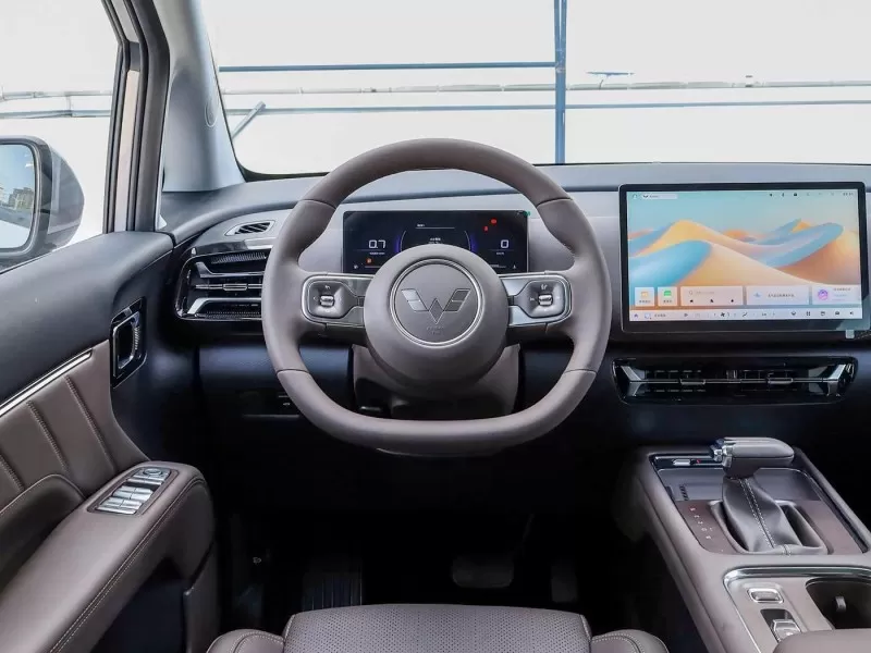 Wuling Starlight 730 2026 1.5T CVT プレミアム 7 人乗り MPV 家族および旅客輸送用
