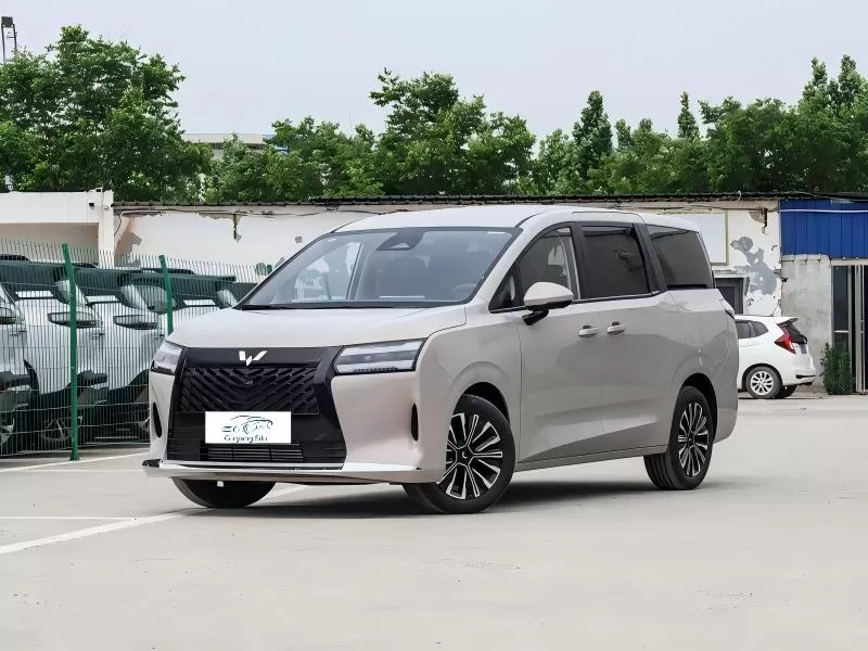 Wuling Starlight 730 2026 1.5T CVT プレミアム 7 人乗り MPV 家族および旅客輸送用