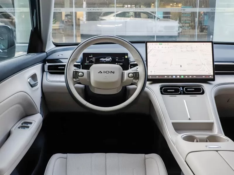 AION i60 2026 530 中国からの手頃な価格の標準電気 SUV