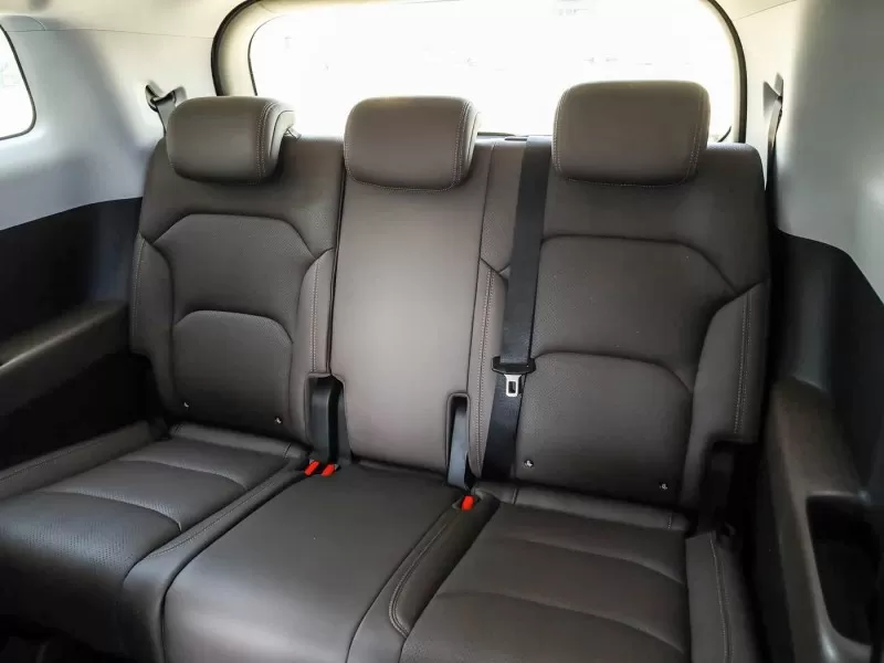 Wuling Starlight 730 2026 1.5T CVT プレミアム 7 人乗り MPV 家族および旅客輸送用