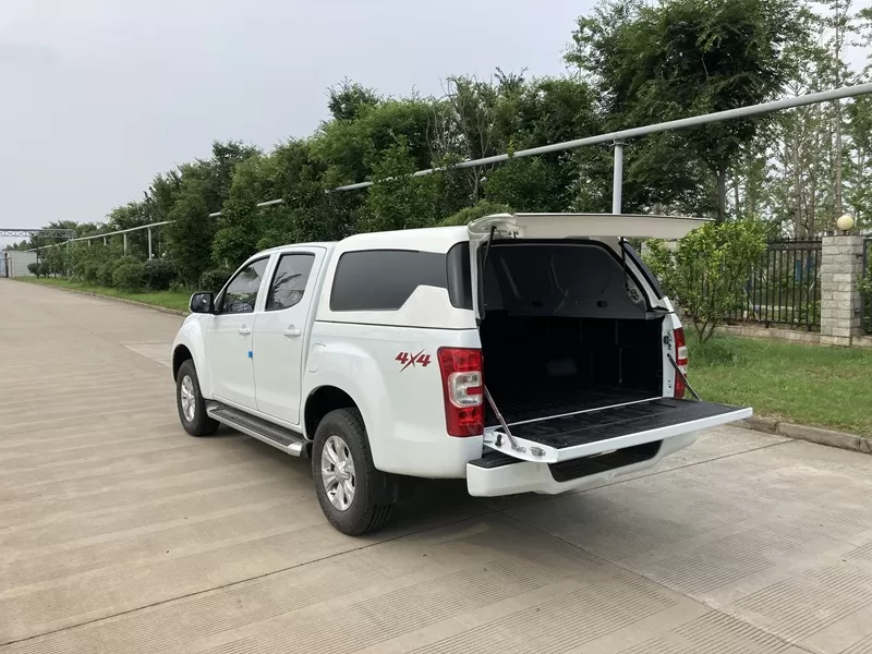 いすゞ Lingtuo クロスカントリー 2.5T 4X4 ディーゼル ピックアップ - 中国からの新品