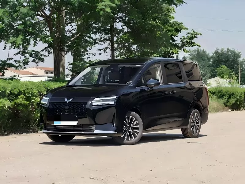 Wuling Starlight 730 2026 1.5T CVT プレミアム 7 人乗り MPV 家族および旅客輸送用