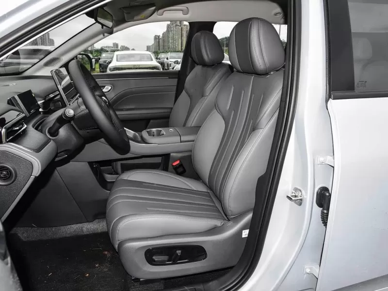 AION i60 2026 530 中国からの手頃な価格の標準電気 SUV